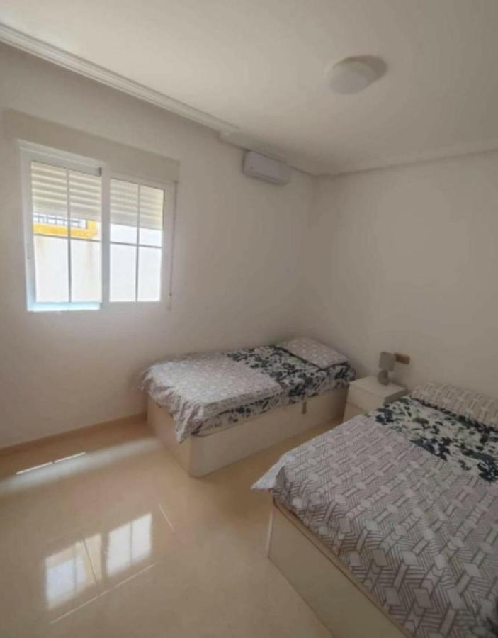 Casa Kris Apartman Orihuela Kültér fotó